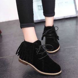 Women's mocca shoes with tassels